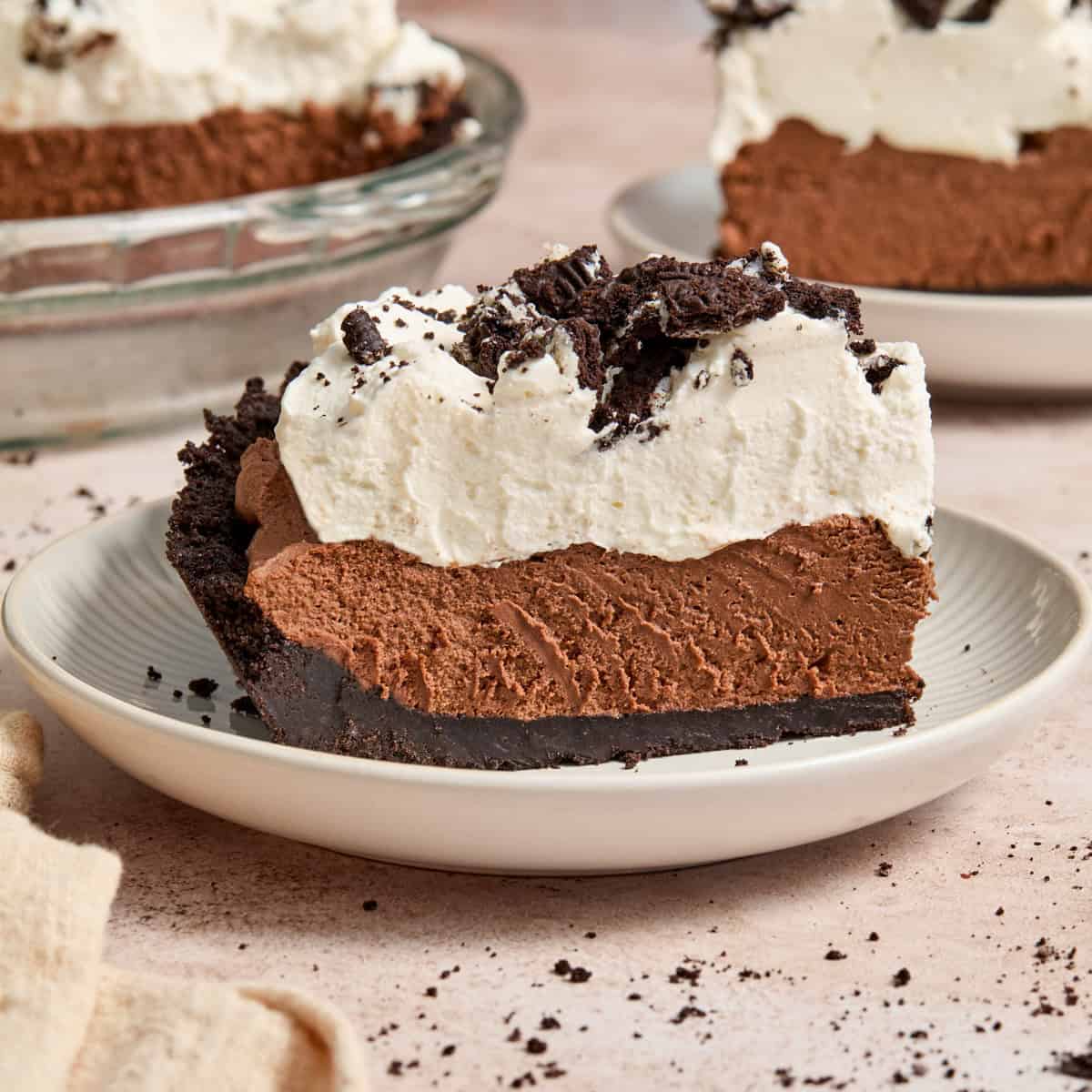 Effortless Creamy Chocolate Oreo Pie: No Oven Needed